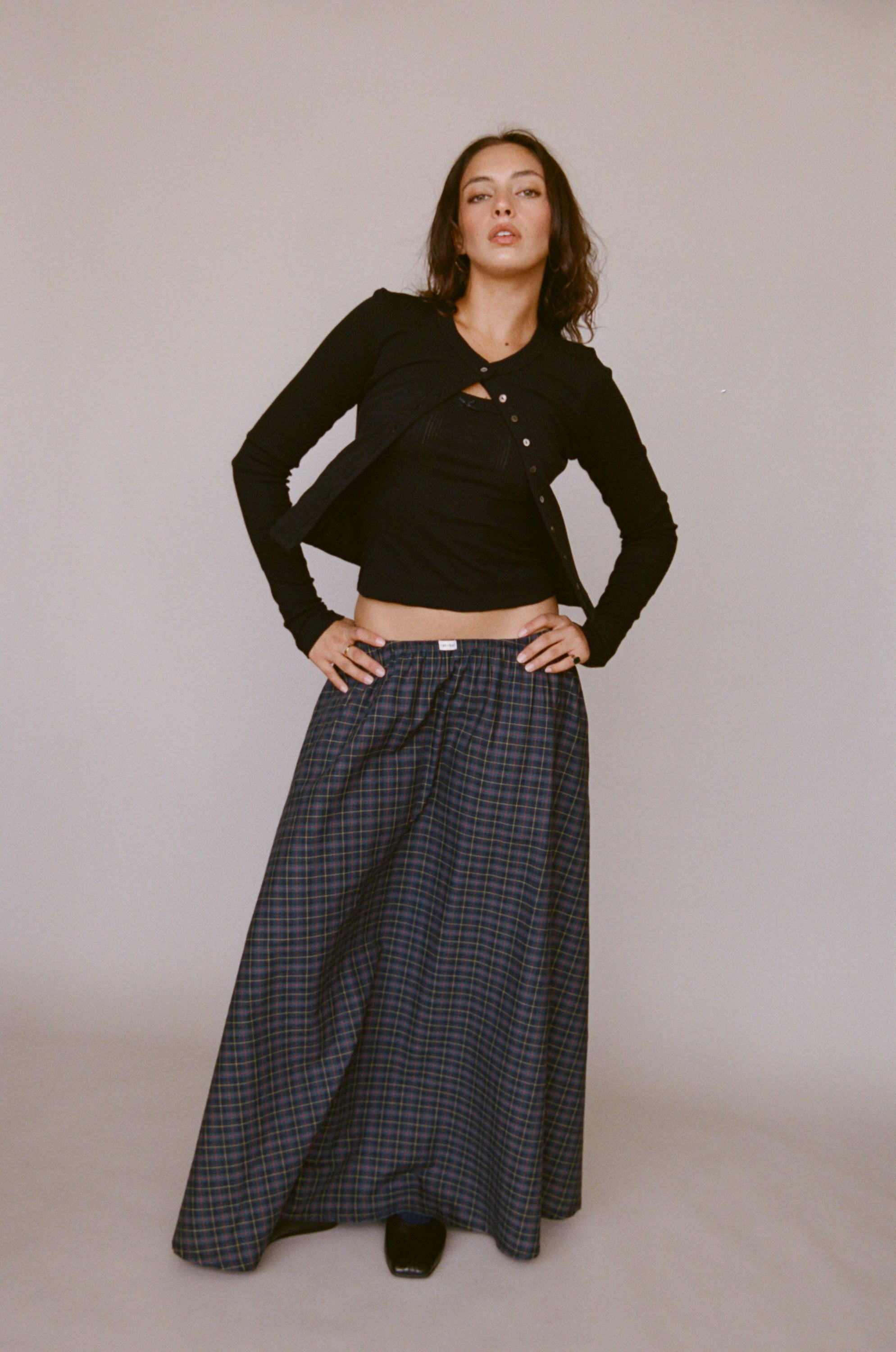 POINTELLE CARDIGAN IN ONYX