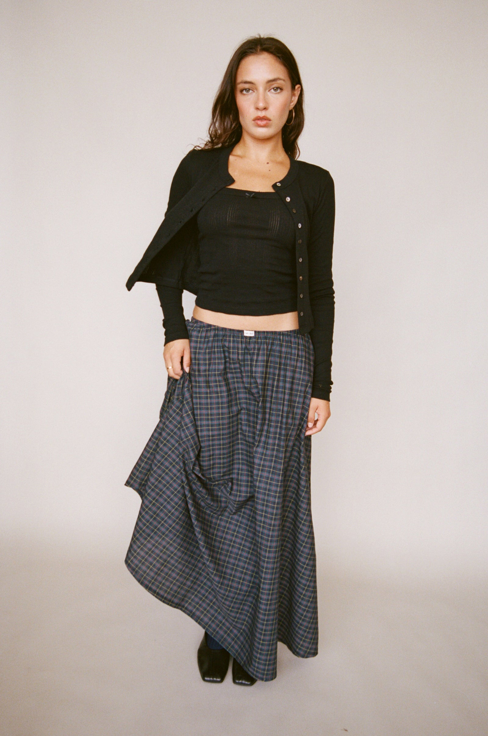 POINTELLE CARDIGAN IN ONYX