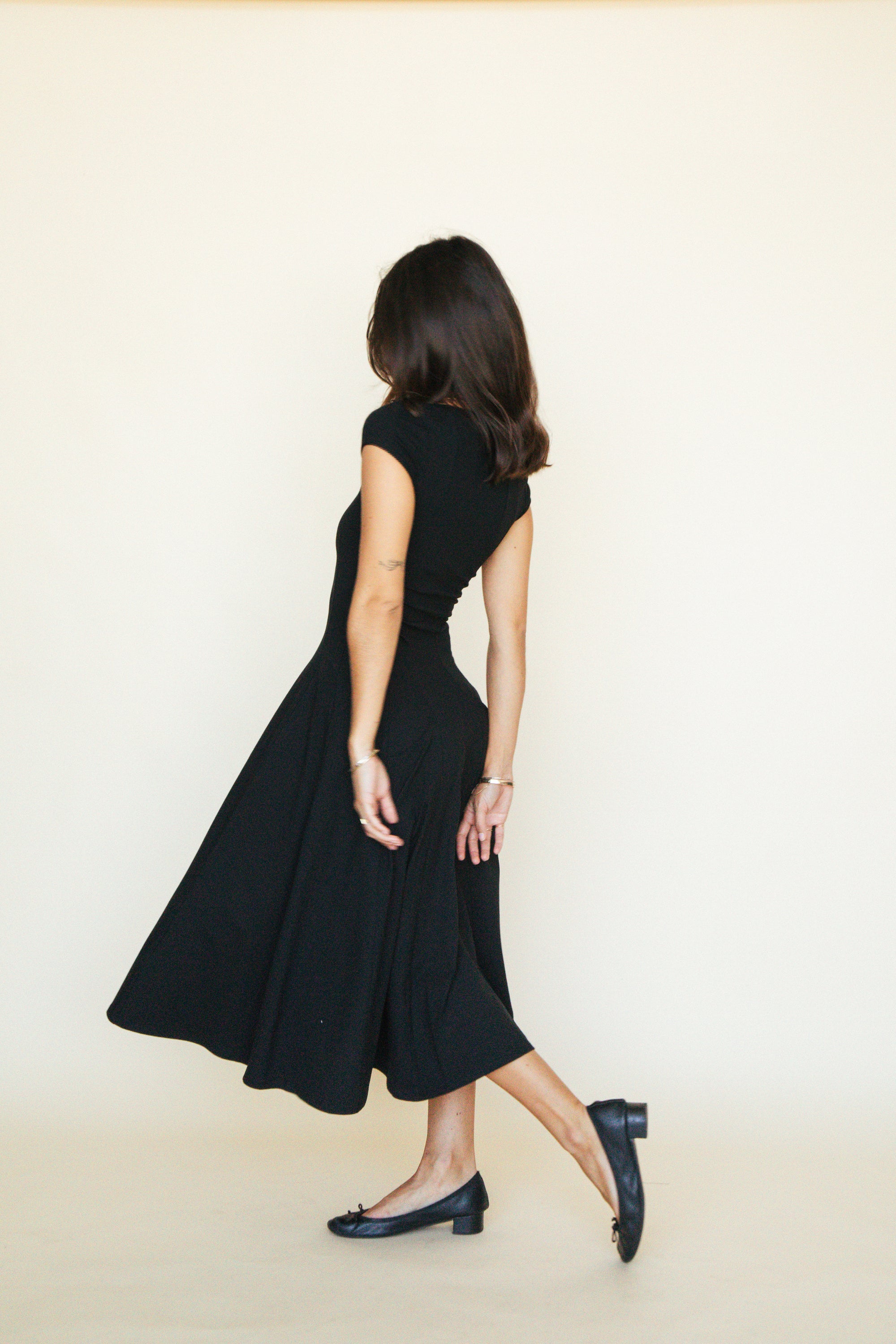 DREAM DRESS IN ONYX
