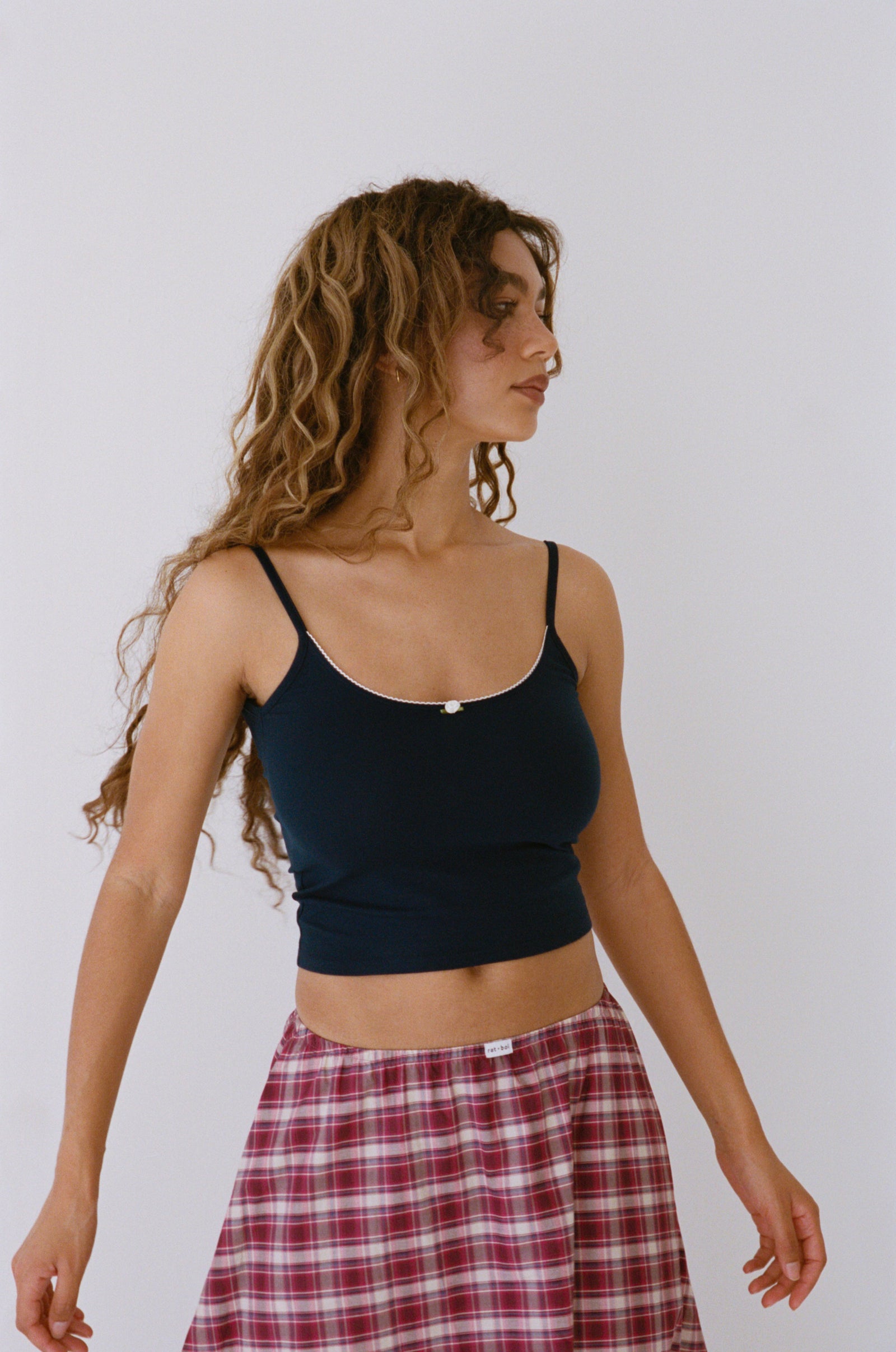 SCOOP BACK CAMI IN NAVY