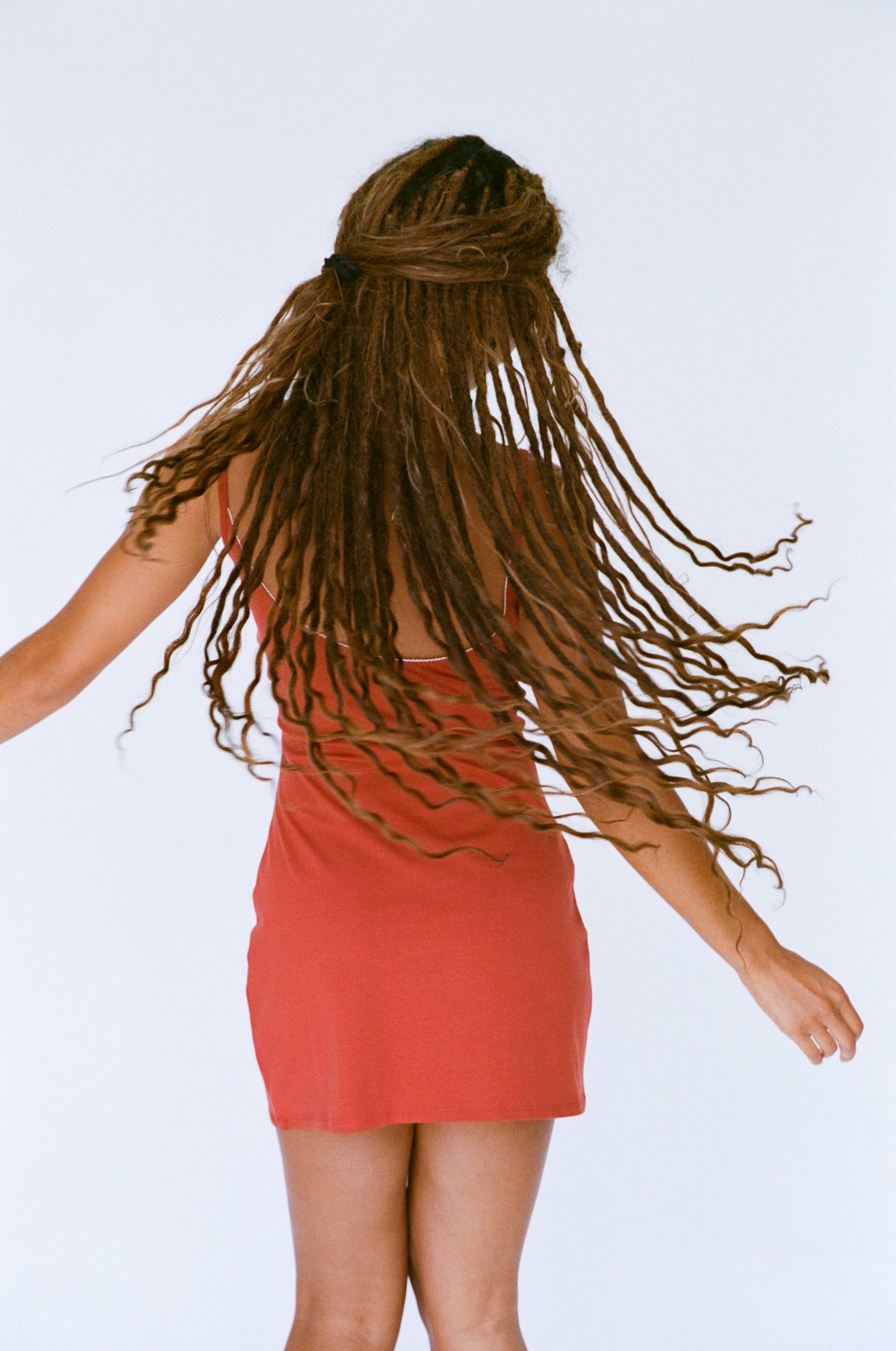 SCOOP BACK CAMI DRESS IN OCHRE
