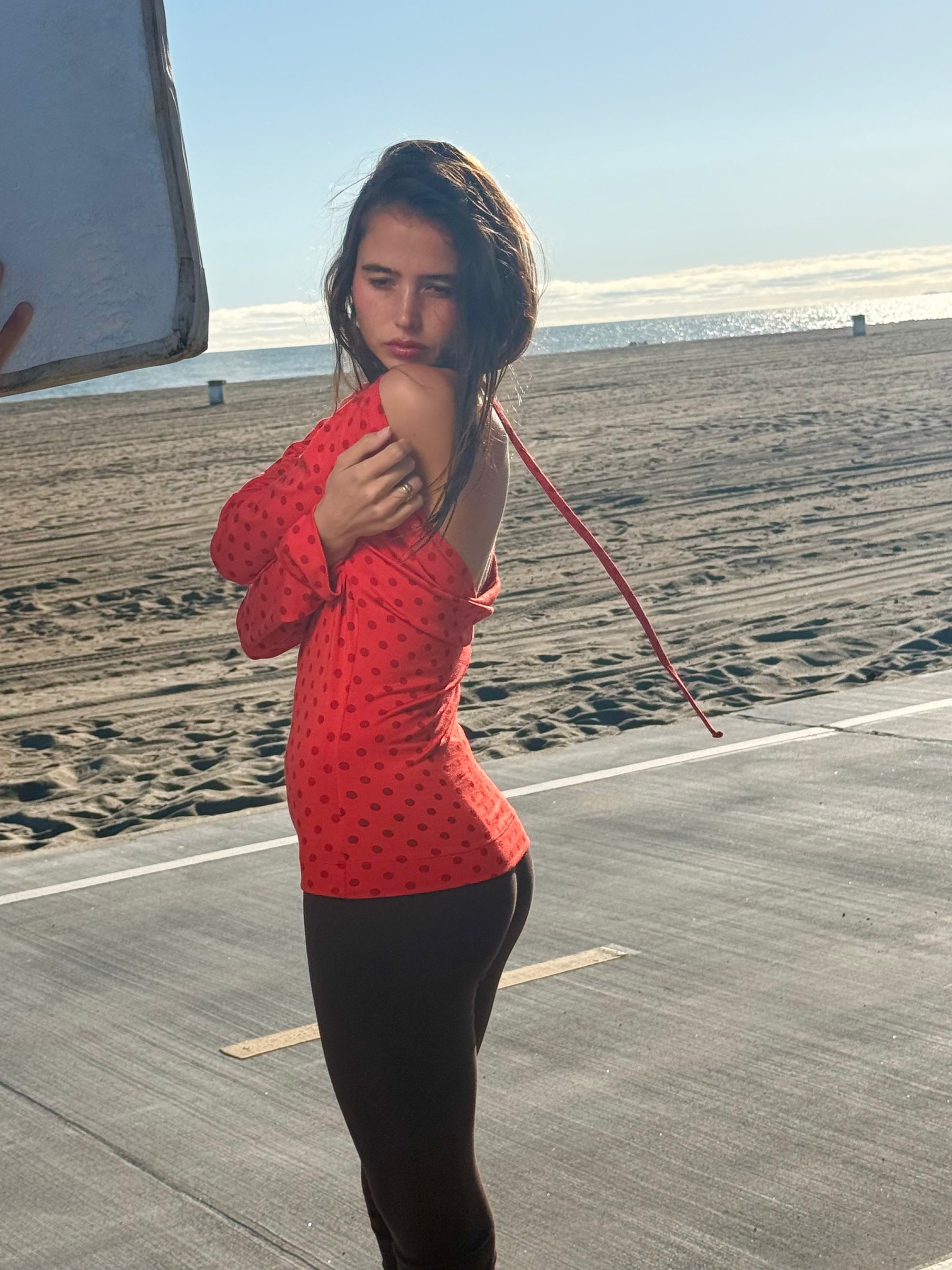 COWL BACK LONG SLEEVE IN CHILI PEPPER