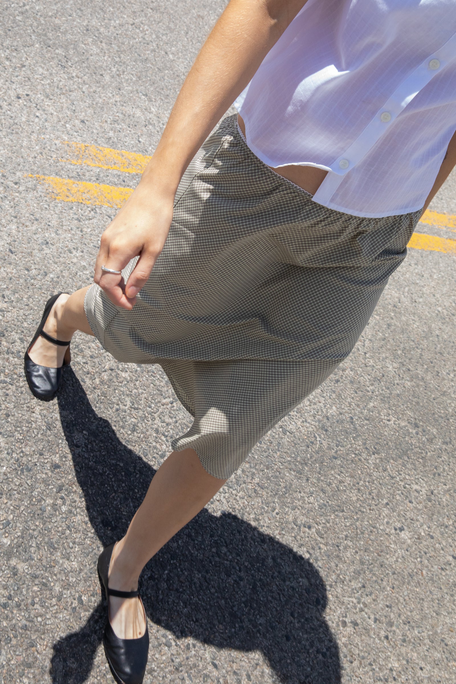 WOVEN BIAS MIDI SLIP SKIRT IN CABANA