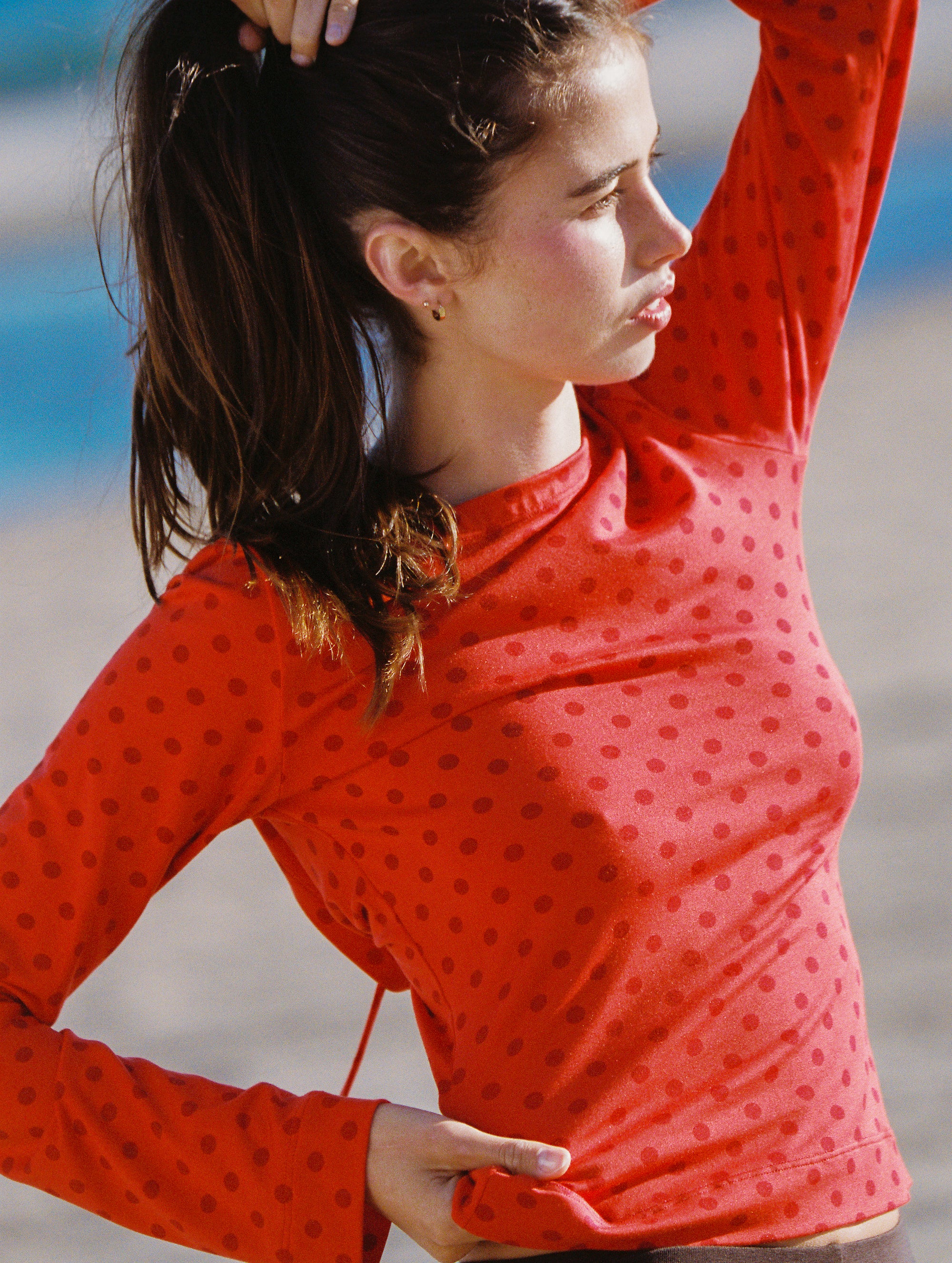 COWL BACK LONG SLEEVE IN CHILI PEPPER